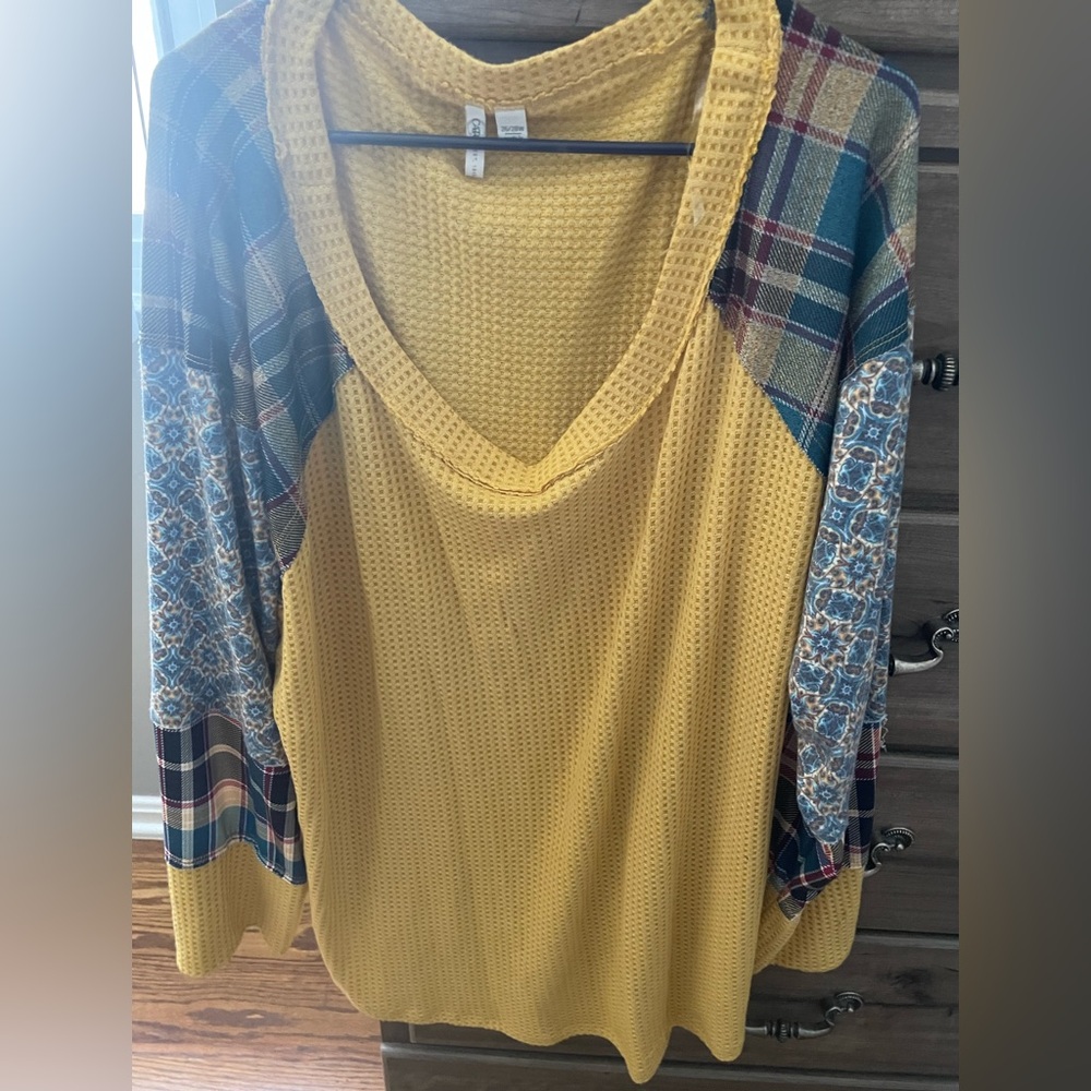 Cato-26/28- Yellow/ blue plaid Henley Shirt